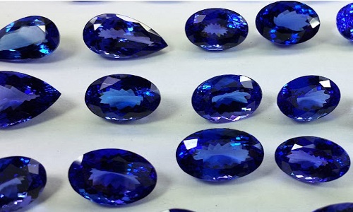 Guide to Tanzanite, the Dazzling Blue Gemstone